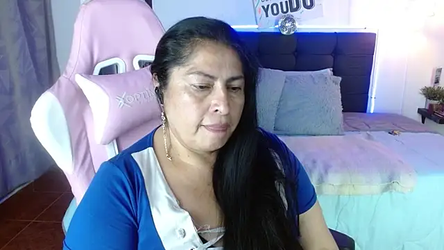 Chat +18 de Keyla01_ ao vivo