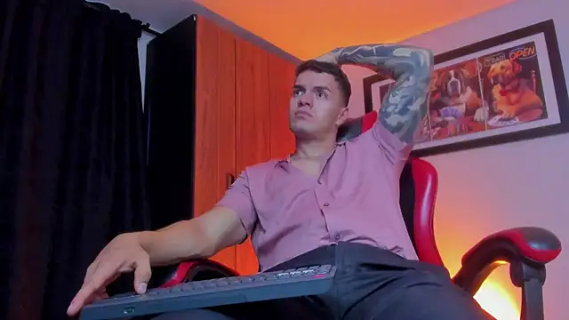 ALPHA_DOMINUS_ Webcam show