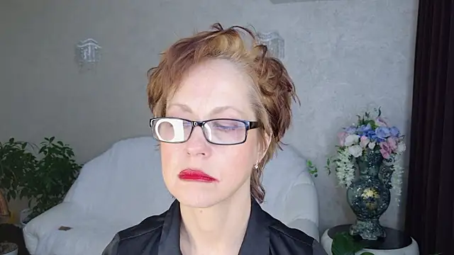 دردشة LioraWeiss الجنسية المباشرة