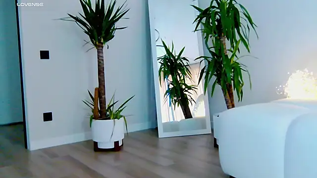 Miss_Magic_Eyes_ Adlı Modelin Web Kamerası Şovu