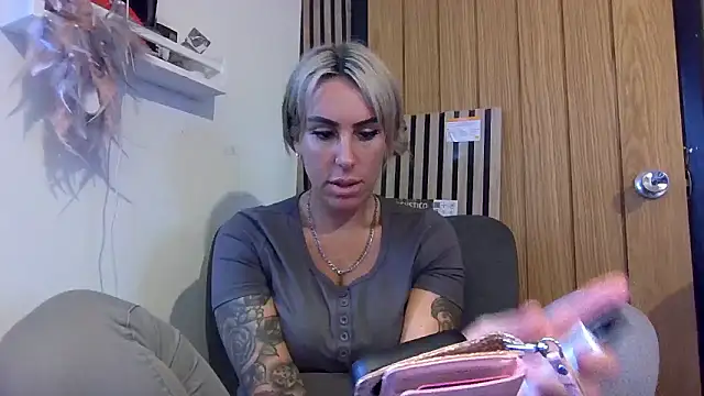 عرض كام poppyinga1