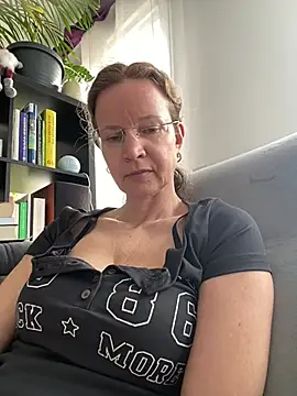 AnnikaRose 라이브 XXX 채팅