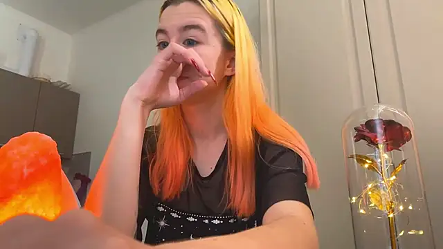 XXX chat uživo modela EmilyHein