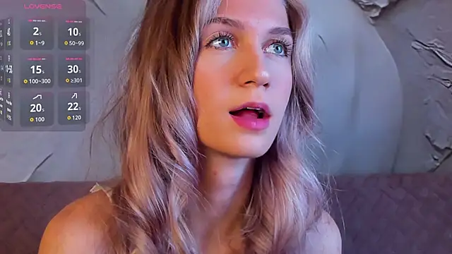 SerenaCrystall Live XXX Chat