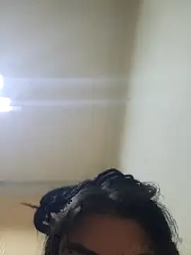 XXX chat uživo modela CubanaCulonaxxx