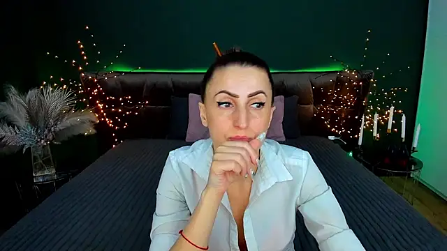 Chat XXX en directo de Rebecca_Diamond