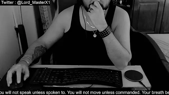 Lord_MasterX live XXX chat