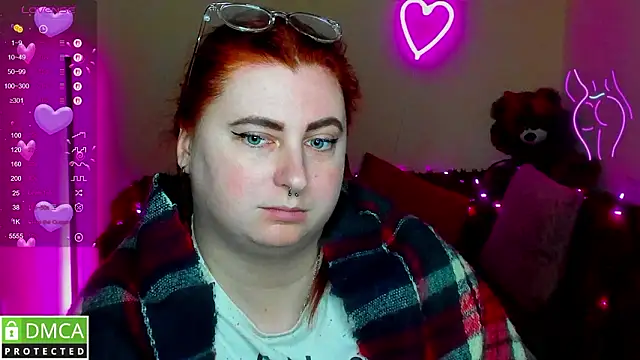 Chat +18 de Alicia_love00 ao vivo