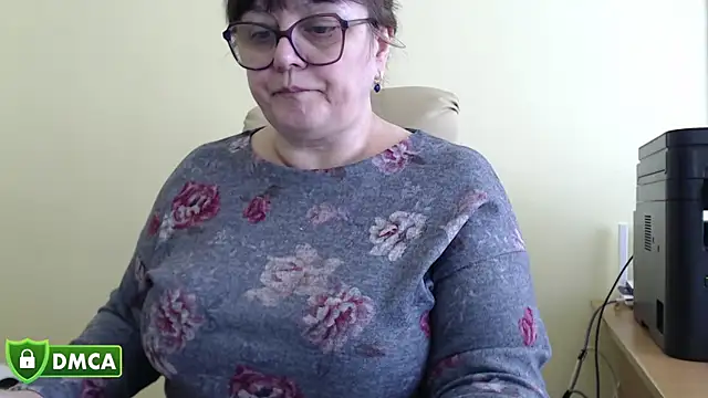 Chat +18 de BrandiOhNight ao vivo