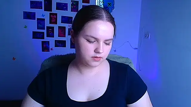 XXX chat uživo modela Kitty_Mia_Kitty