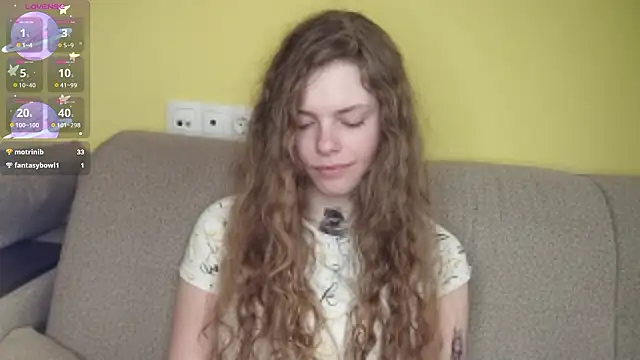 Chat XXX en directo de RayaNenlia