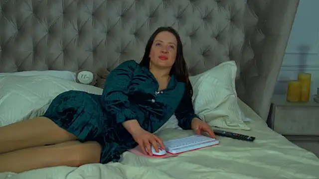 Chat XXX ao vivo de ElinaBellucci