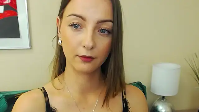 NatalieSexy Adlı Modelin Canlı XXX Sohbeti