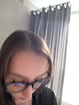 FlexboxDoll 网络视讯表演