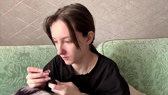 BeeutyLady53 webcam show