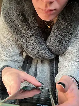 Онлайн чат XXX YourLittle_dream_