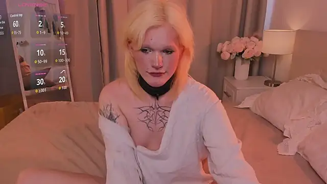 Lollita_Morgan Show in webcam