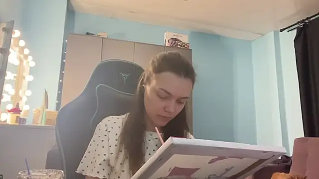 Chatroom XXX en direct de AndreeMerryman