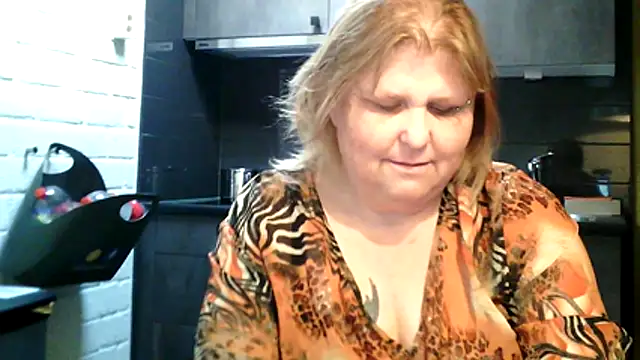 Sylviastar46 Obrolan Langsung XXX