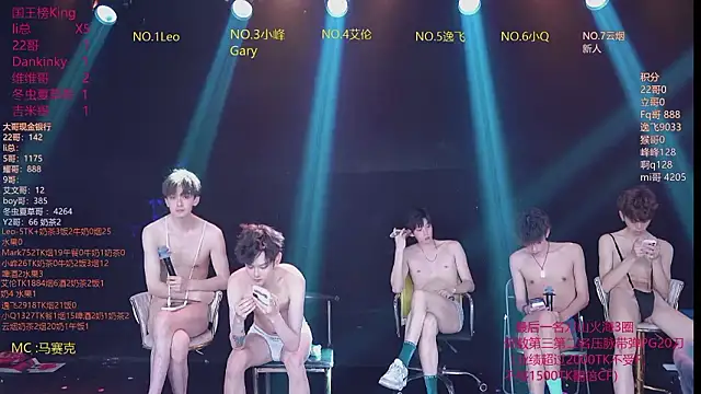 AAA-winner Adlı Modelin Canlı XXX Sohbeti