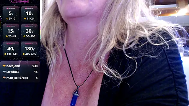 دردشة JennaDeluxe الجنسية المباشرة