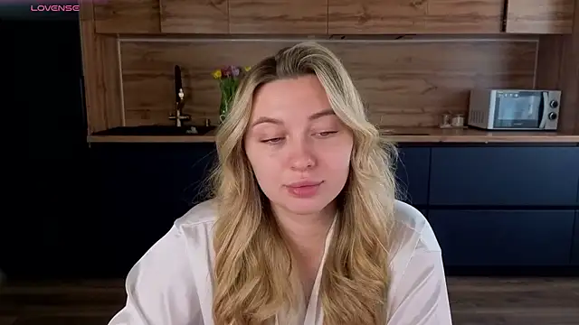 Show modela christie_luv na web-kameri