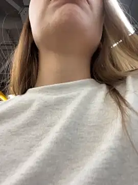 دردشة LeiaMood الجنسية المباشرة