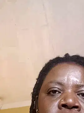 XXX chat uživo modela freakycoco81