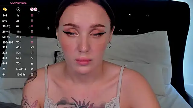 Chatroom XXX en direct de LianaFord