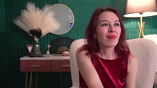 HaileyMoonn: онлайн-секс-чат