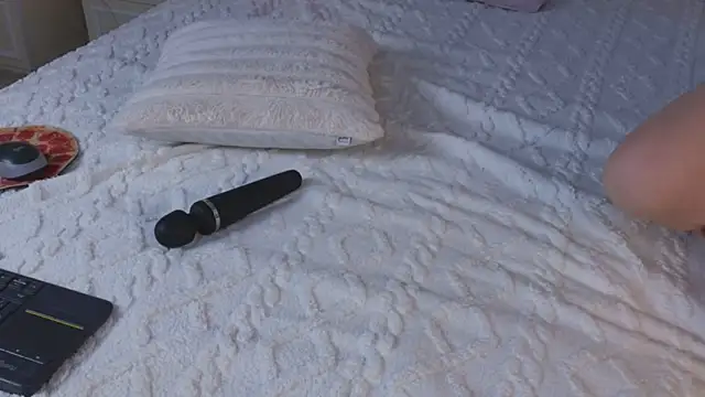 Sonia_Meow Adlı Modelin Canlı XXX Sohbeti