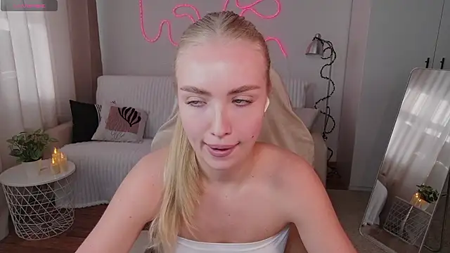 TessaGrays Adlı Modelin Canlı XXX Sohbeti