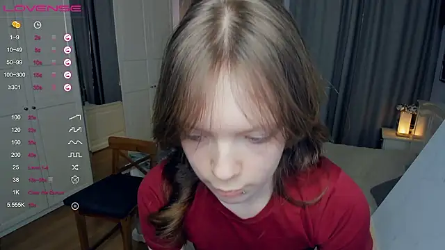 LavenderMitten's Live XXX Chat