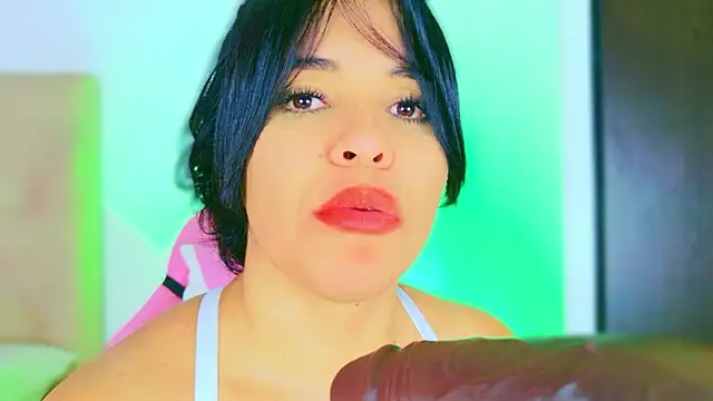 CharlootteEvans Chat XXX in diretta