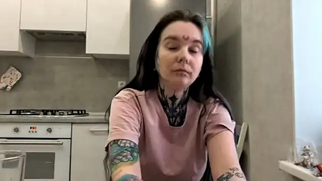 HighelikeGirlのライブXXXチャット