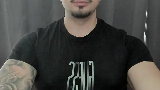 Pertunjukan Kamera Web TONYWILSONN