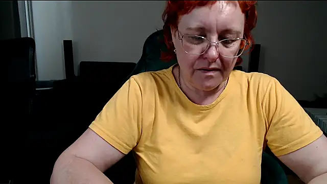 JoannaAndNeighbourn Webbikameraesitys