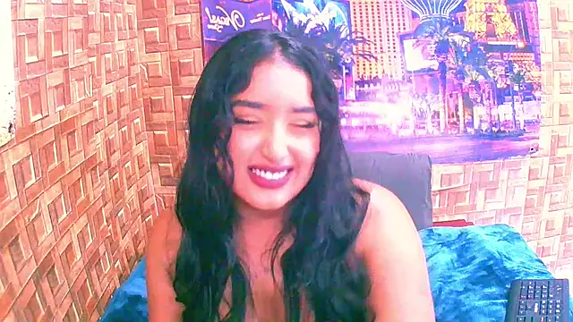 แชท XXX สดของ IndianAngel4u