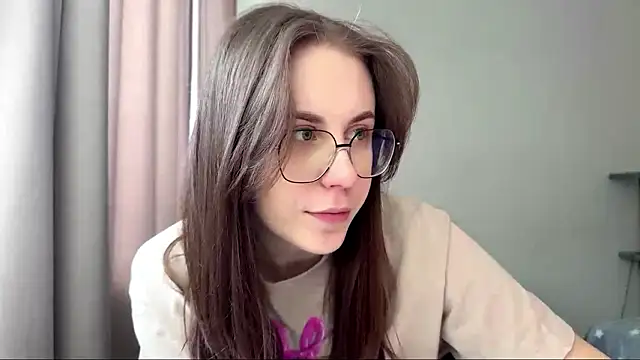 JanelleCourville Webcam Show