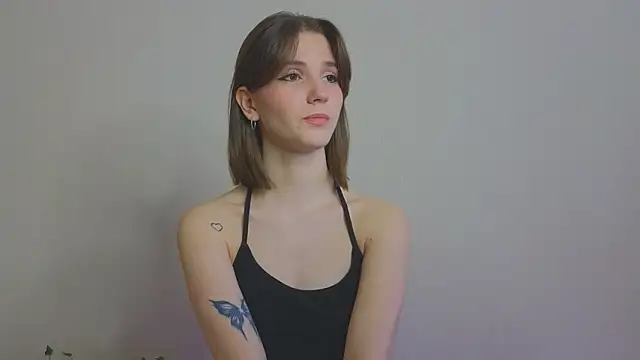 PeachyWhisper élő XXX-chatje