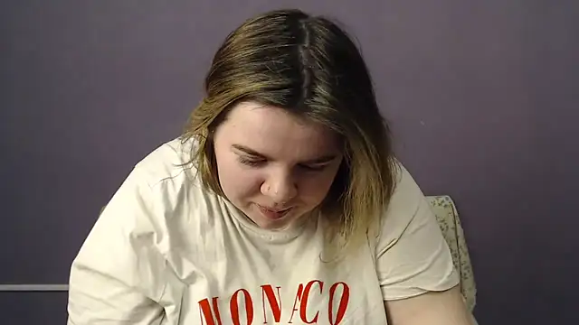 Онлайн чат XXX so_shy