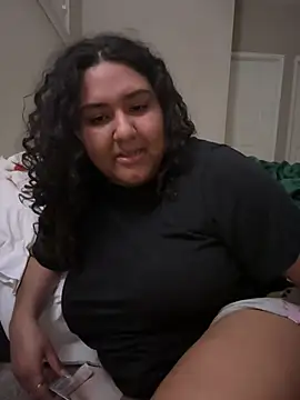 Angeliccreamyrican Chat XXX in diretta