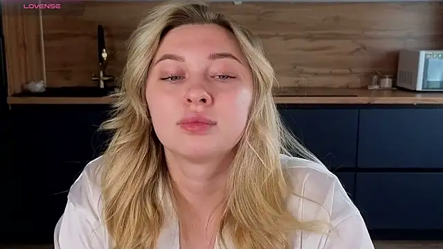 XXX chat uživo modela christie_luv