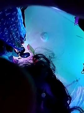 gurlnips Chat XXX live