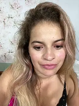 AriBeautiful – Kamerová šou