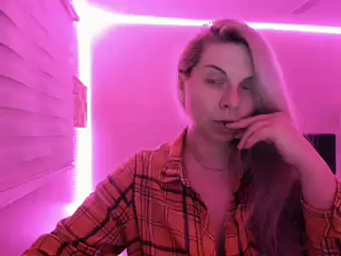 callme_iva webcam show