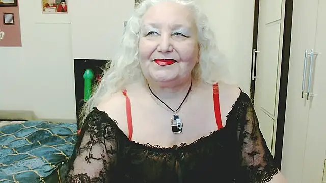 GrannyAlisa Webcamshow