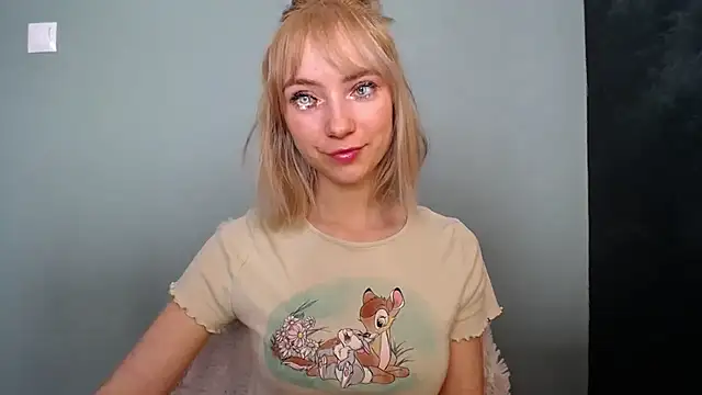 Živý XXX chat LuciaYoung