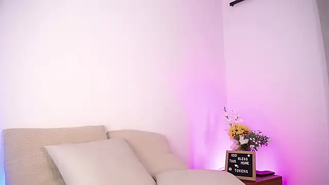 varenkaivanova_22 Live XXX Chat