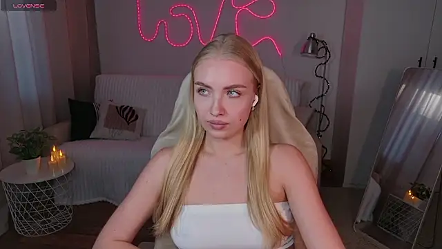 TessaGrays 现场XXX聊天